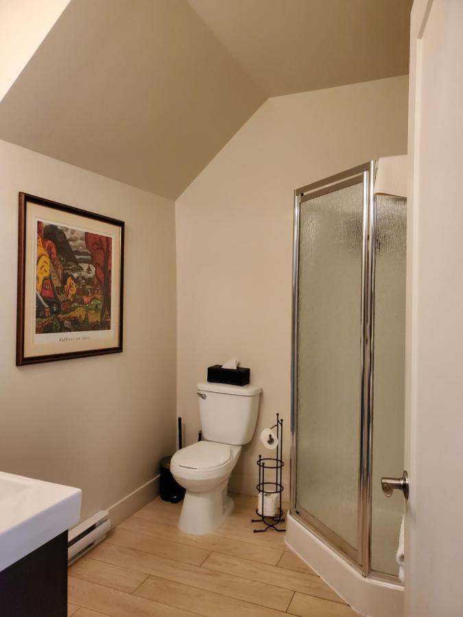 Hotel Orange Bistro à Baie-Saint-Paul Extérieur photo